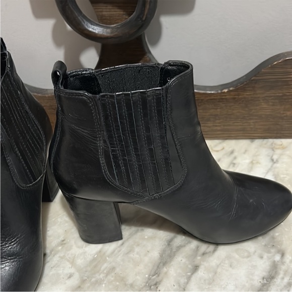 Steve Madden Gasto Leather Ankle Boots - Picture 10 of 10